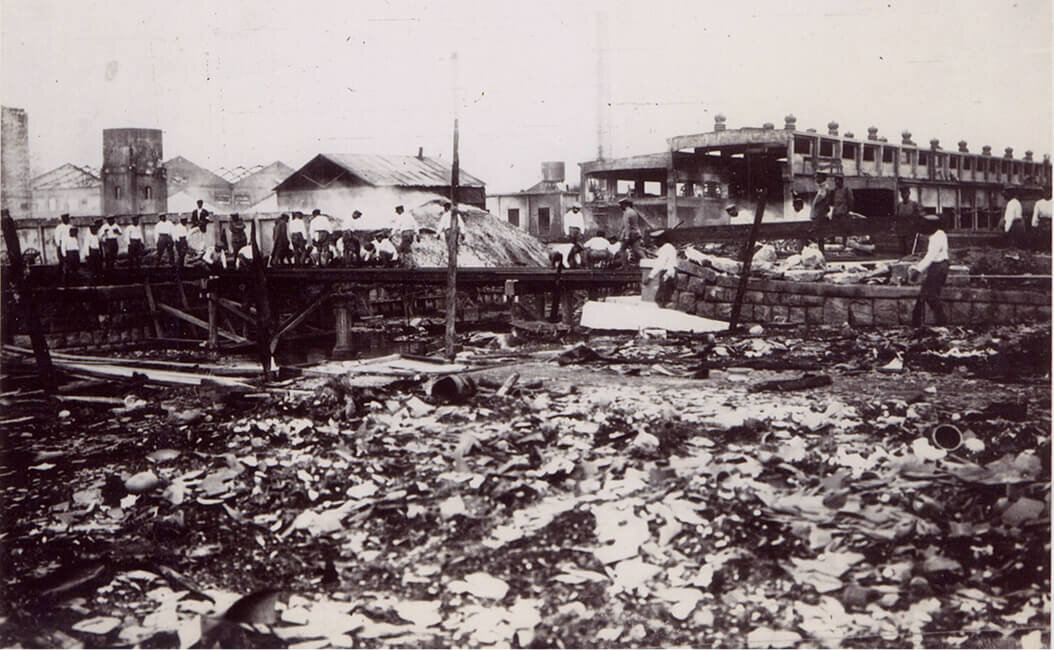 関東大震災で工場焼失（1923.9）