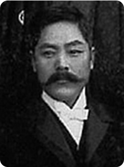 岡田顕三