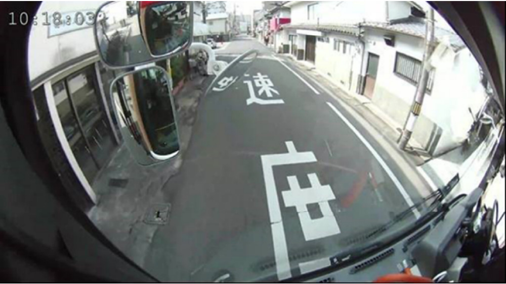 60GHzミリ波通信装置でリアルタイム伝送した車載カメラ映像